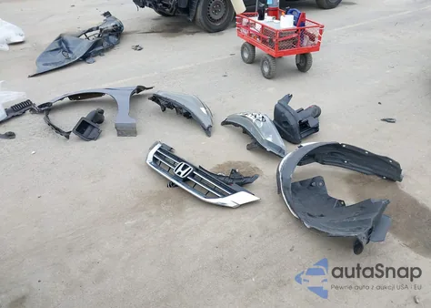 2015 Honda Accord Sport z USA, uszkodzony, nr VIN 1HGCR2F59FA265084